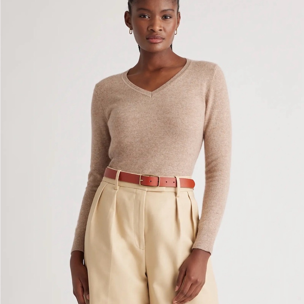 Quince Mongolian Cashmere V-Neck